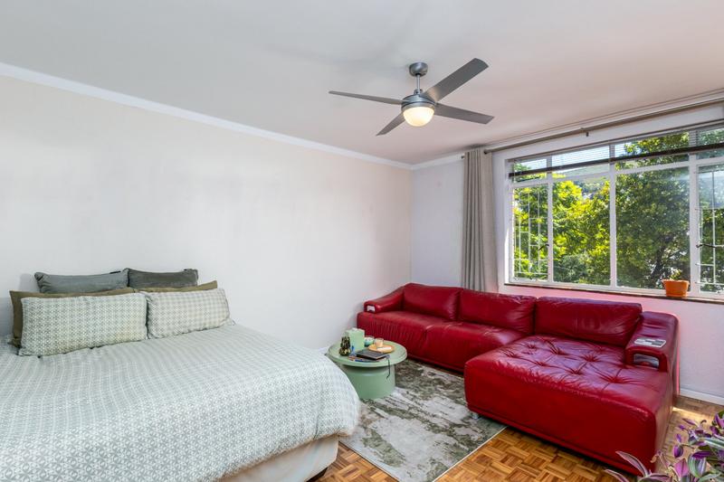 1 Bedroom Property for Sale in Gardens Western Cape